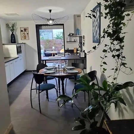 別荘 Le Parmentine, Jacuzzi Hammam ロシュフォール