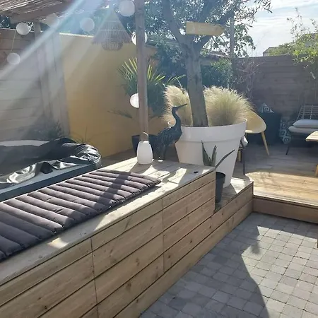 Le Parmentine, Jacuzzi Hammam 別荘 ロシュフォール