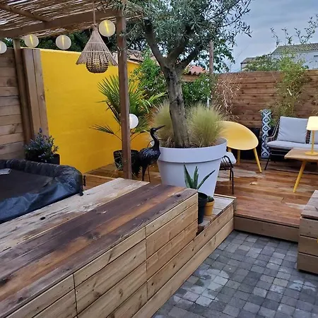 Le Parmentine, Jacuzzi Hammam ロシュフォール